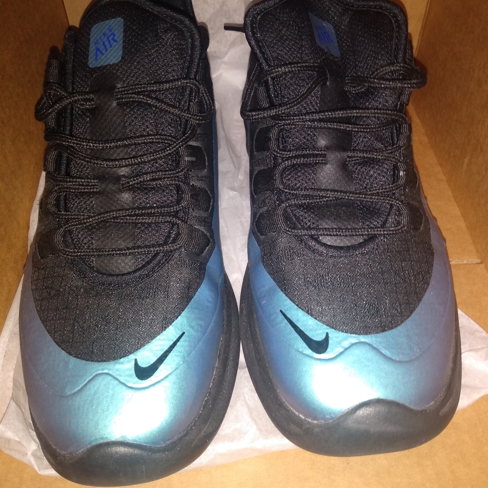Women's Sneakers